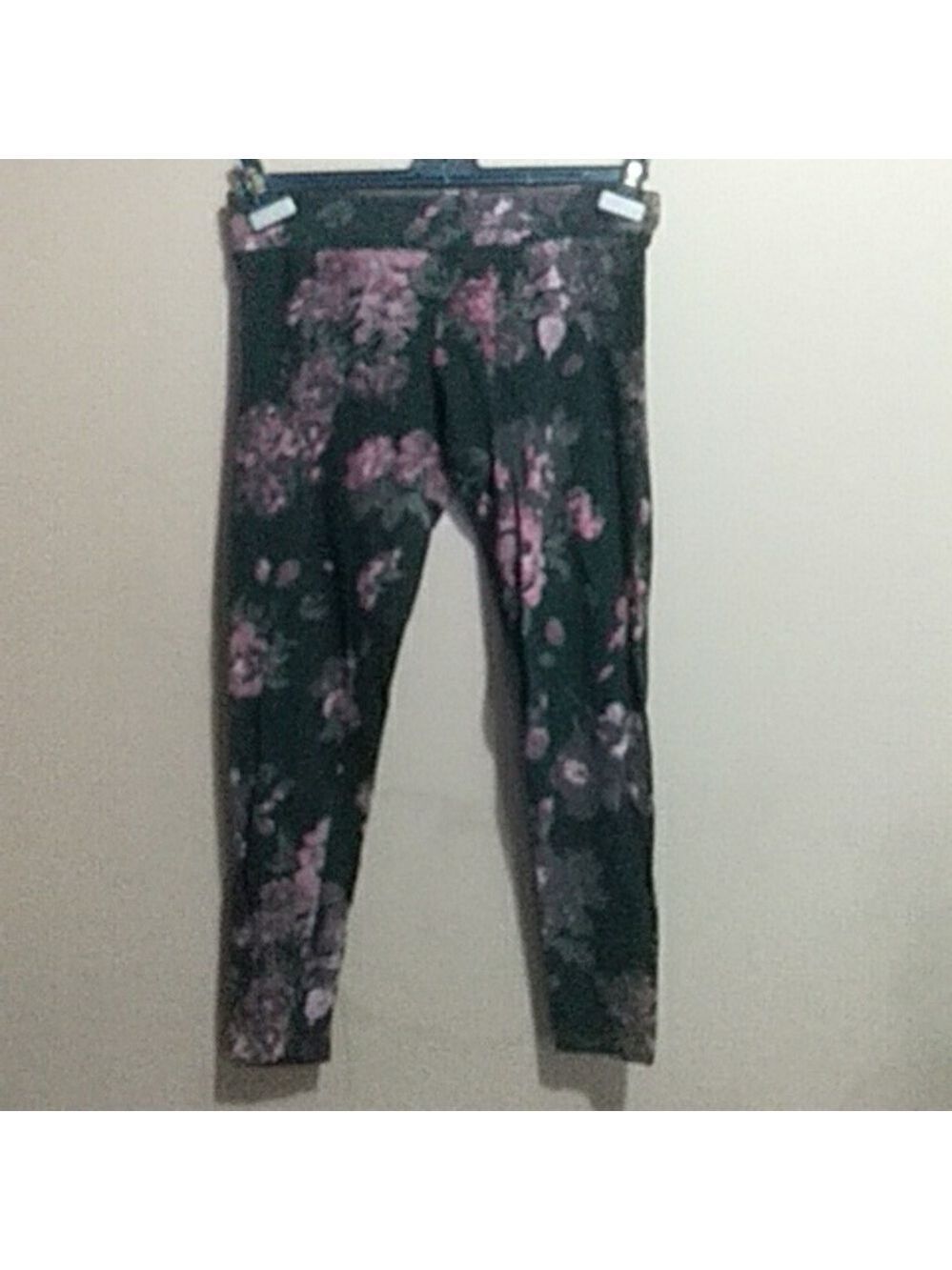 Garage leggings size large